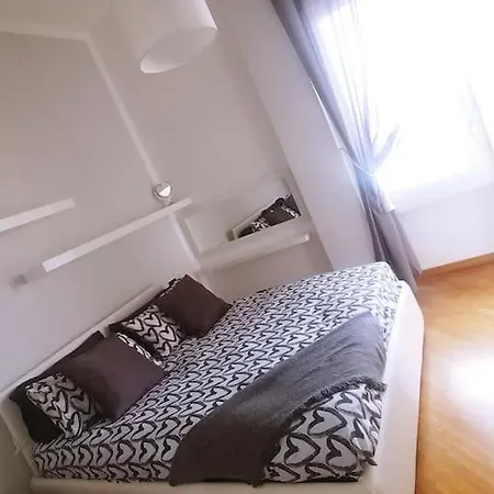 Attico Nelle Torri Di Fiumara Apartment *