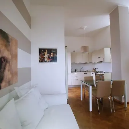 Attico Nelle Torri Di Fiumara Apartment *